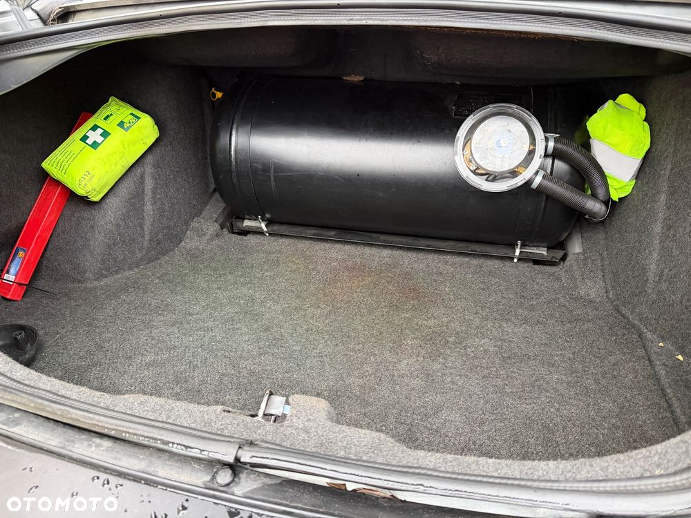 Dodge Charger 5.7 V8 RT - 20