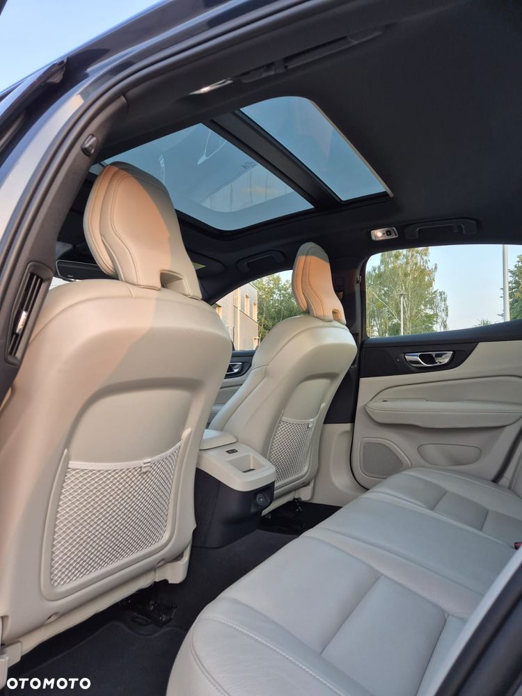 Volvo S60 B5 B AWD R-Design - 15