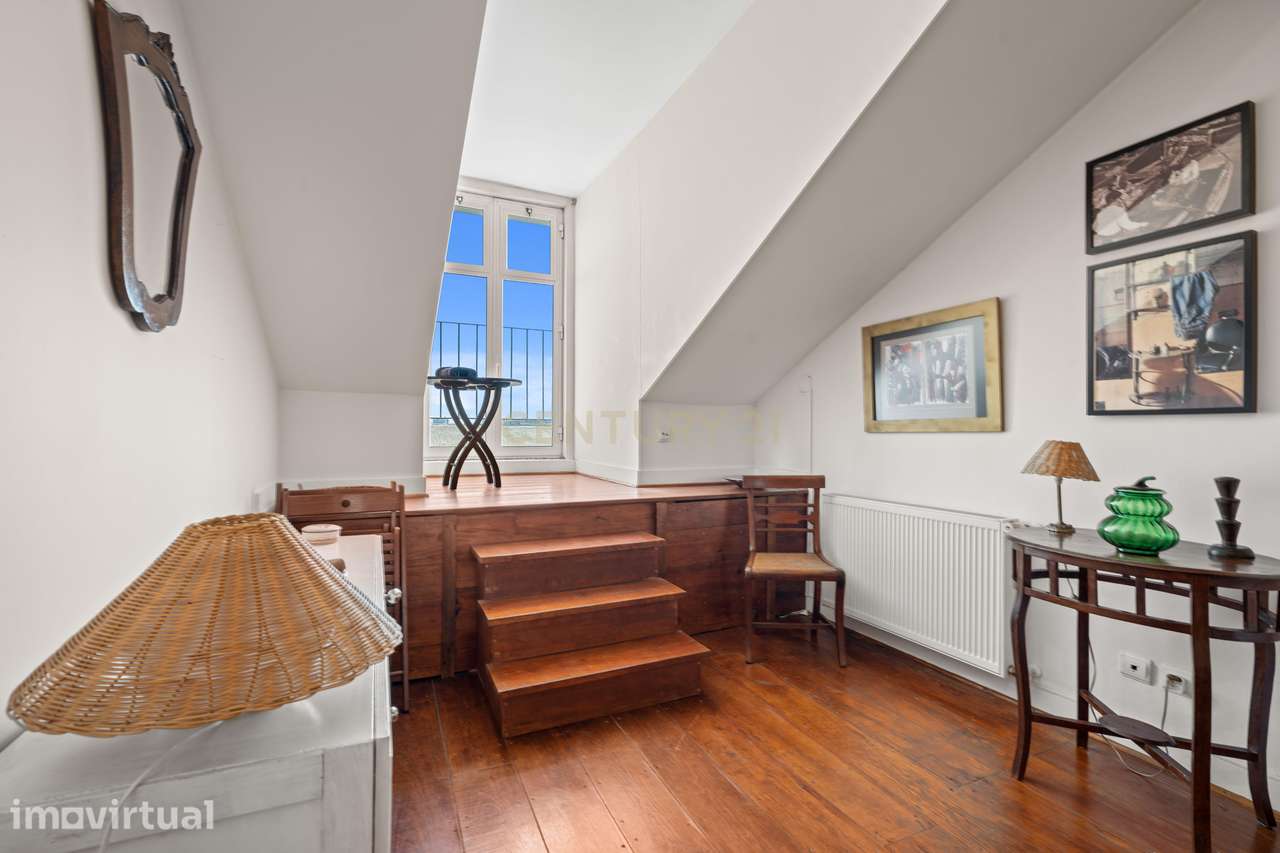 Apartamento de Charme com Vista Rio | 100 m² | Avenida 24 de Julho - Grande imagem: 4/24