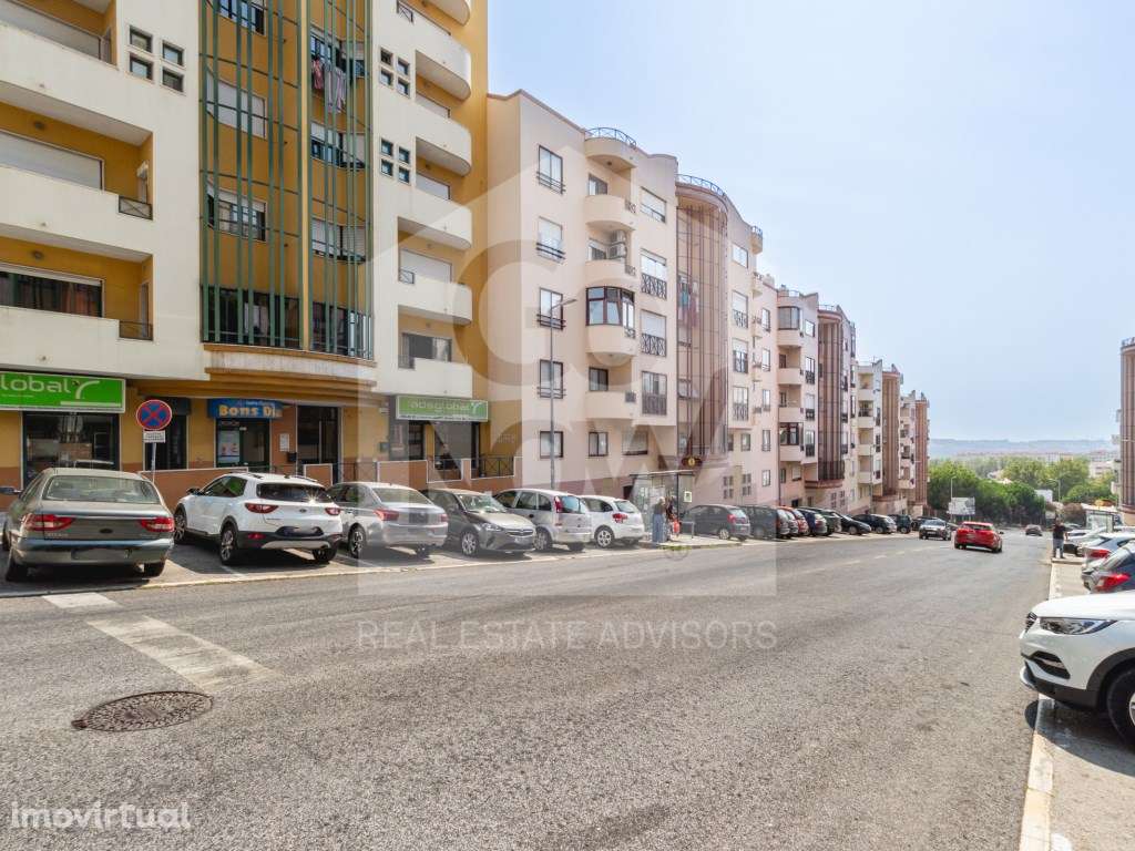 Venda conjunta de dois Escritórios a funcionar como CLÍNICA MÉDICA ... - Grande imagem: 3/8