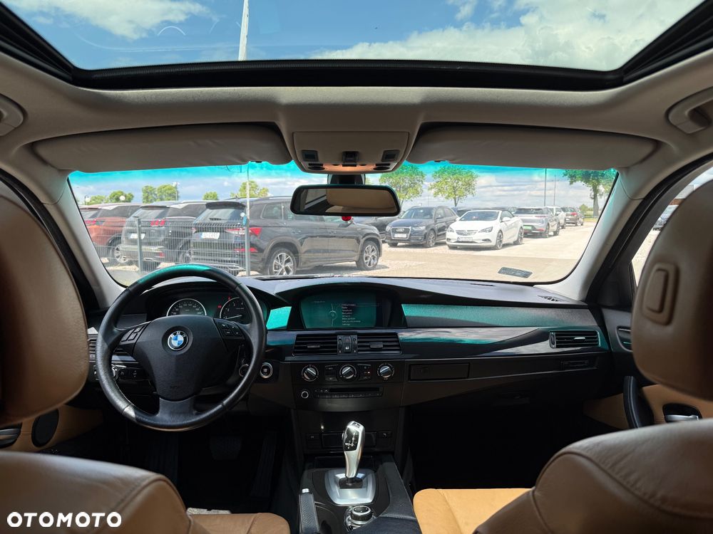 BMW Seria 5 520i Edition Exclusive - 18