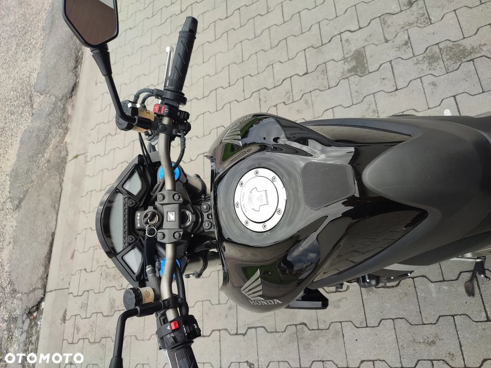 Honda CB - 31