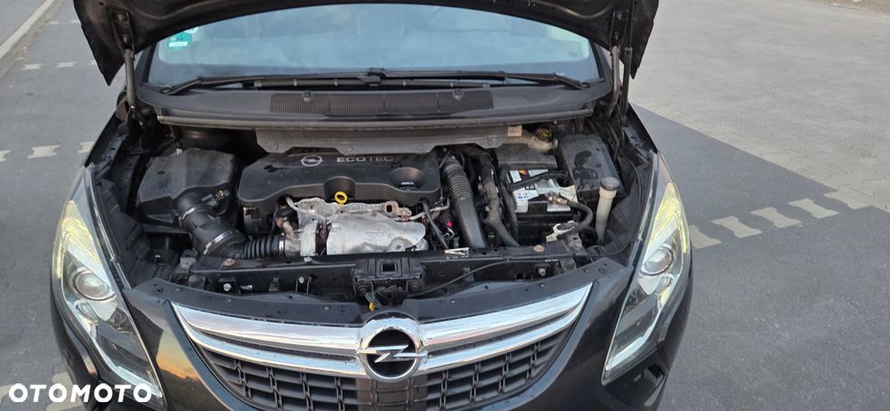 Opel Zafira 2.0 CDTI Cosmo - 25