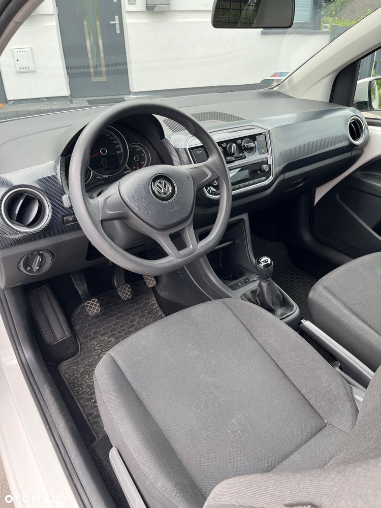 Volkswagen up! 1.0 move - 12