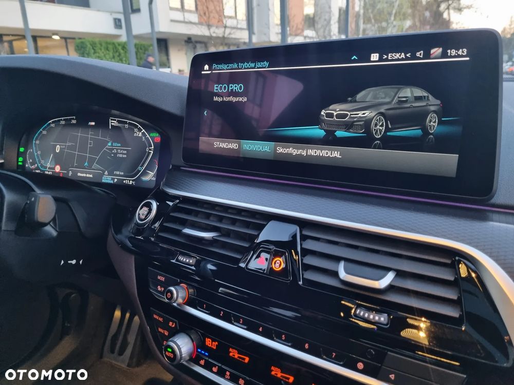 BMW Seria 5 530i xDrive mHEV M Sport sport - 31