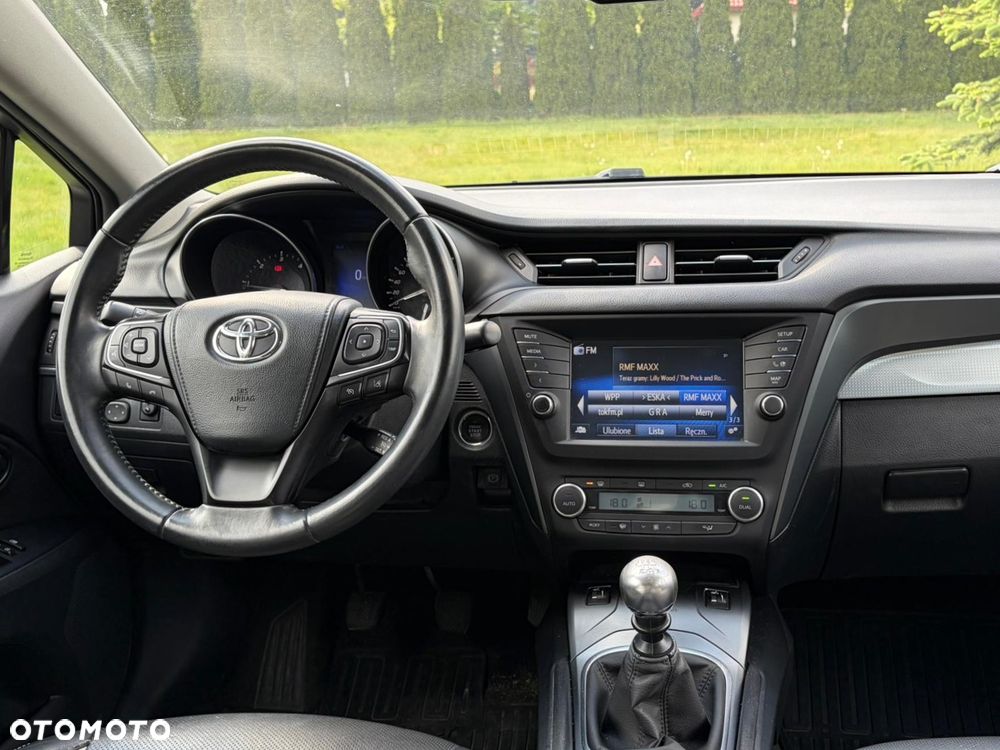 Toyota Avensis 2.0 D-4D Prestige - 22