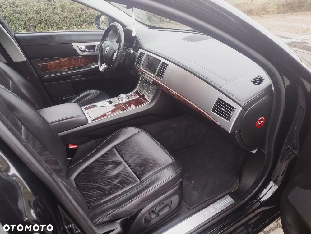 Jaguar XF 3.0 V6 S Premium Luxury - 14