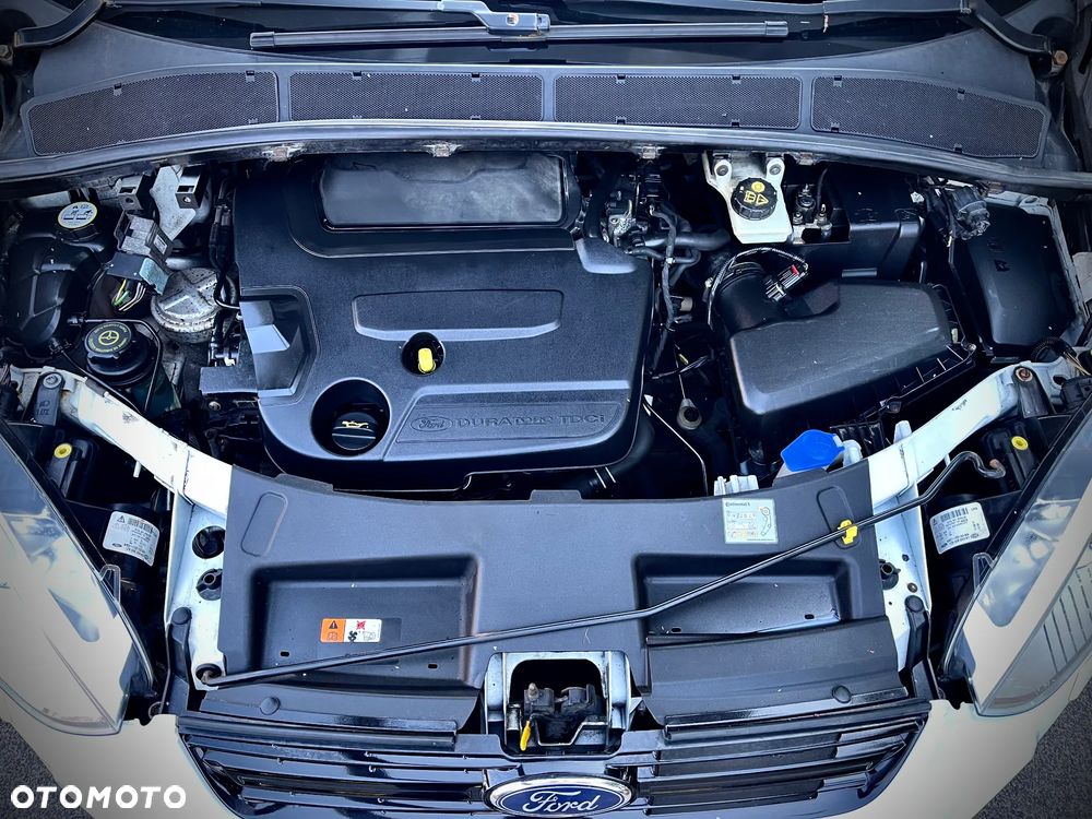 Ford S-Max - 36