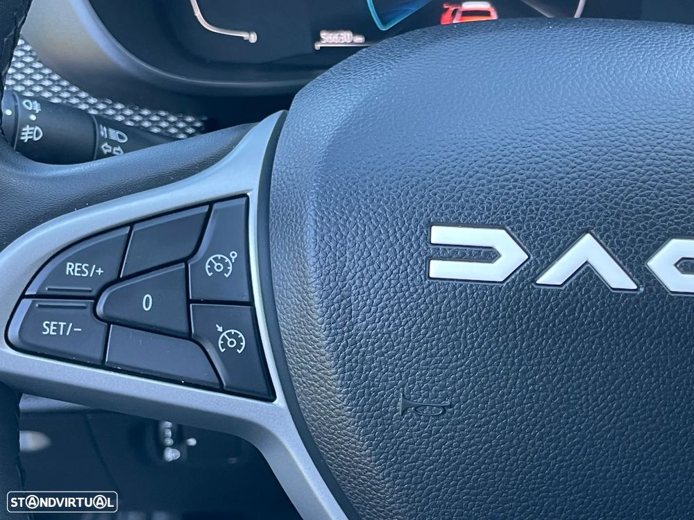 Dacia Jogger 1.6 Extreme 7L - 19