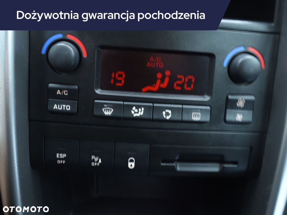 Peugeot 207 - 17