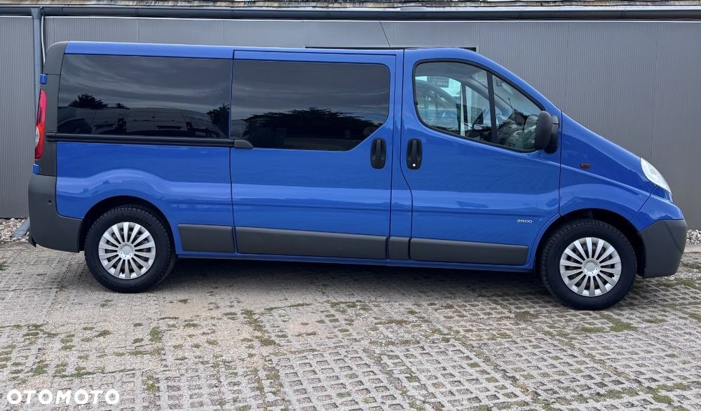 Opel Vivaro - 6