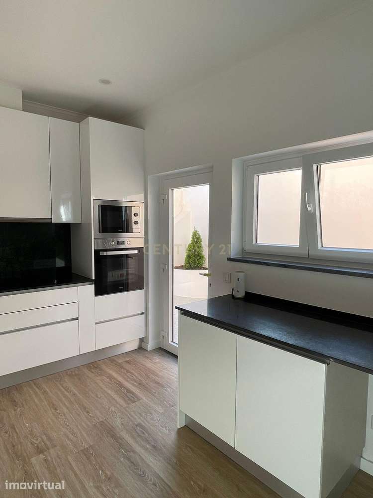 Moradia, 218 m², Ericeira - Grande imagem: 2/14