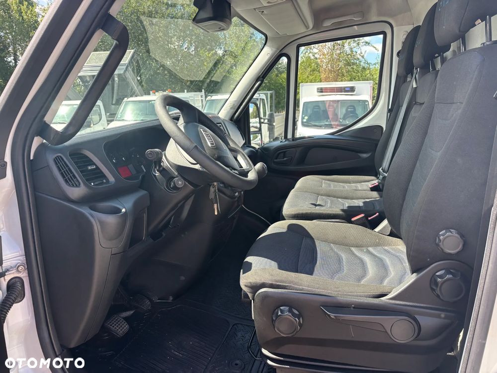 Iveco DAILY 65C15,65C17,65C18,70C15,70C17,70C18,72C15,72C17,72C18 - 8