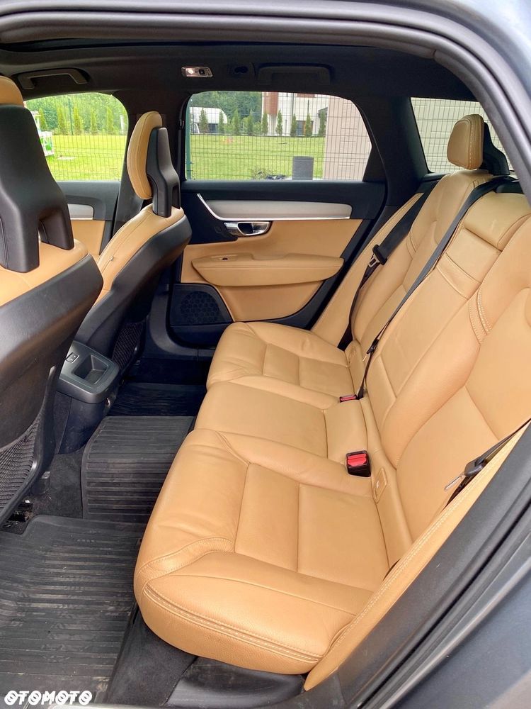 Volvo V90 Cross Country T5 AWD Pro - 24