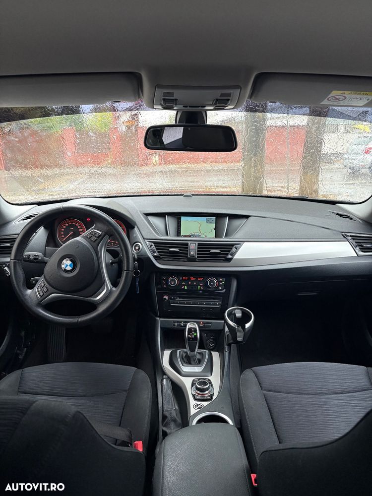 BMW X1 xDrive20d Aut. Sport Line - 8