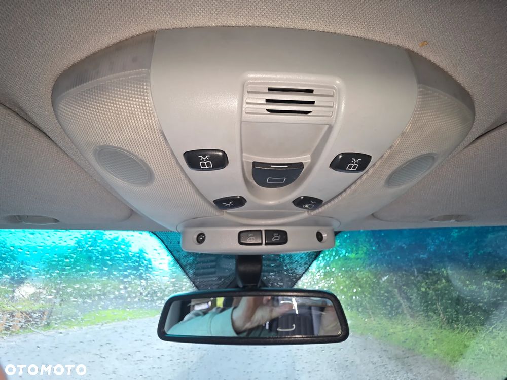 Mercedes-Benz Viano 3.0 CDI lang Automatik X-CLUSIVE DPF - 8