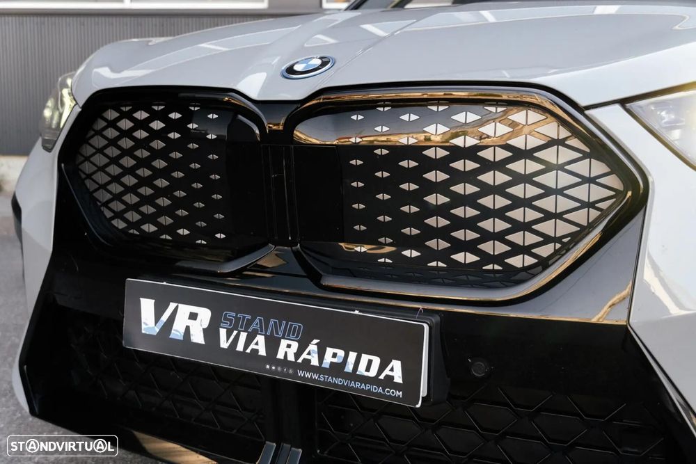 BMW iX2 eDrive20 Pack Desportivo M Pro - 31