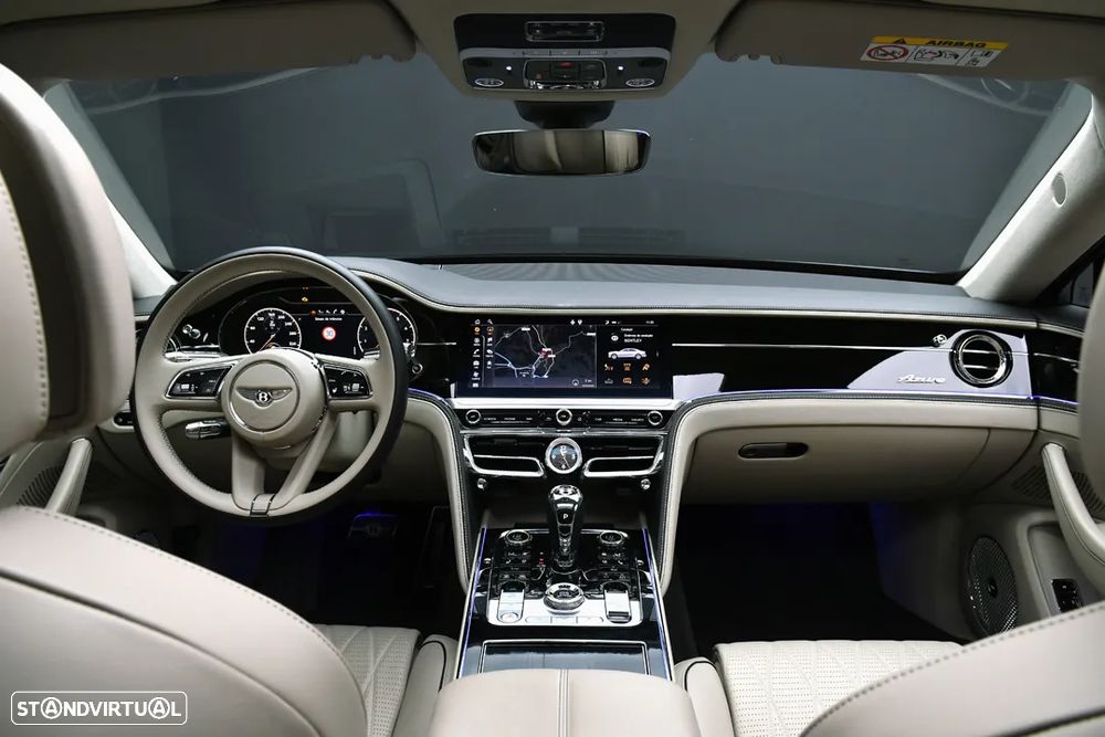 Bentley Flying Spur V8 Azure - 21