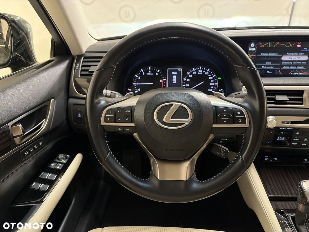 Lexus GS - 12