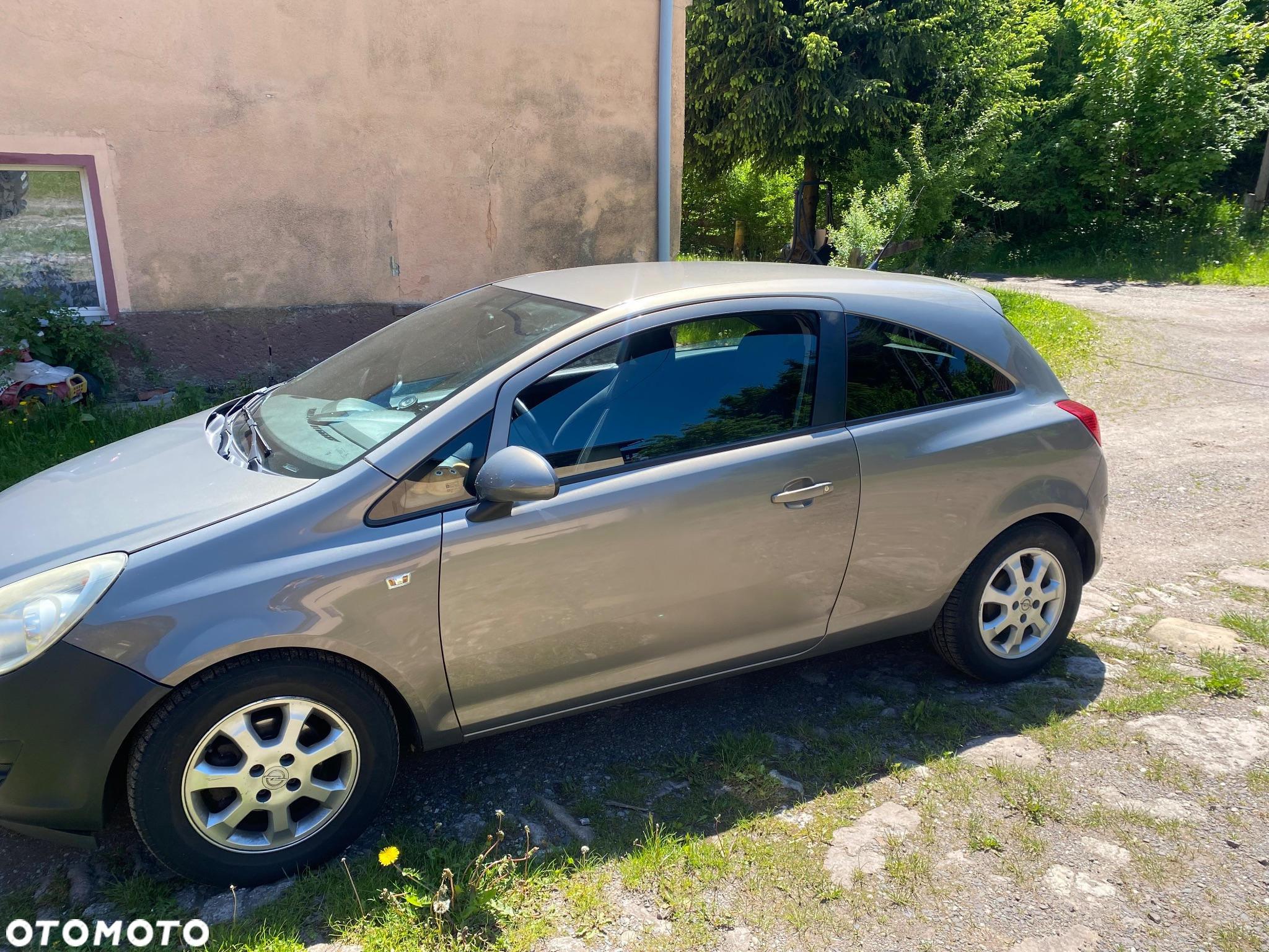 Opel Corsa 1.4 16V 150 Jahre - 9