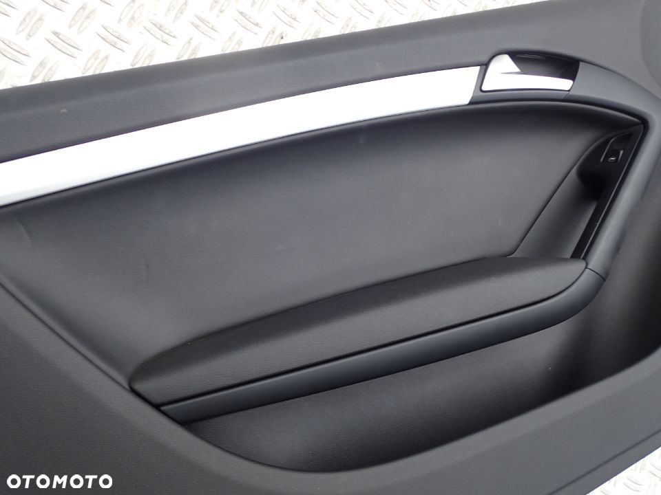 KOMPLET BOCZKOW AUDI A5 COUPE SKORA RADOM - 4