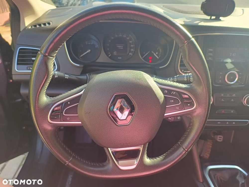 Renault Megane ENERGY TCe 100 EXPERIENCE - 10