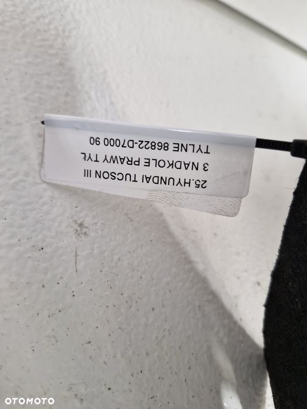 hyundai tucson iii 3 nadkole prawy tył tylne 86822-d7000 - 6