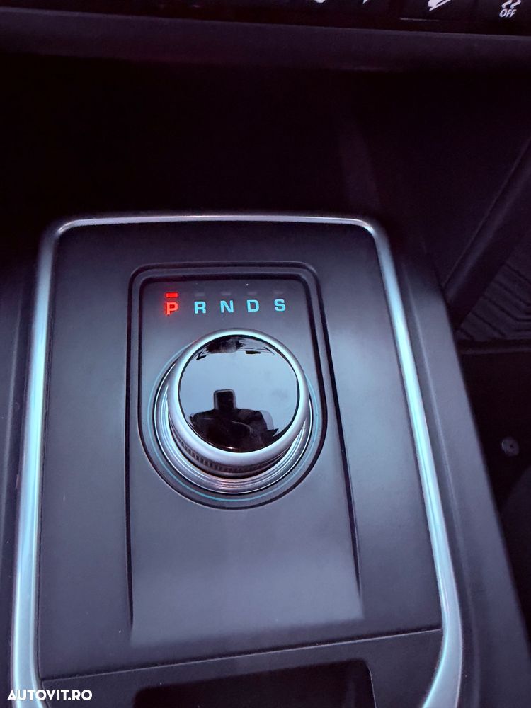 Land Rover Discovery Sport - 9