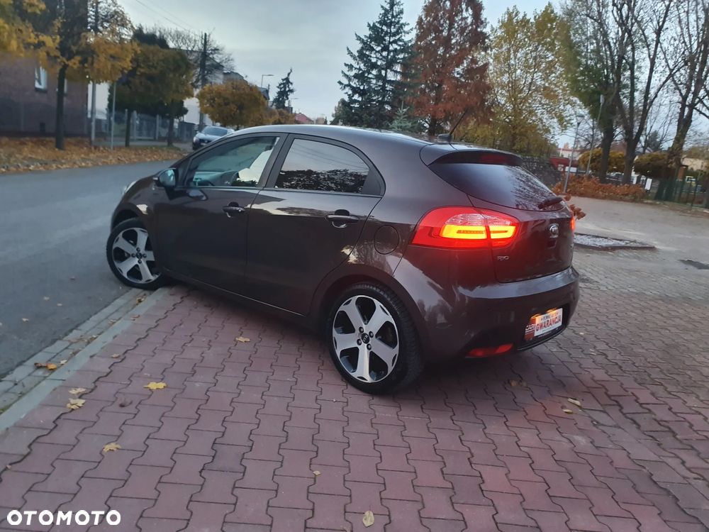 Kia Rio 1.4 XL Business Line - 21