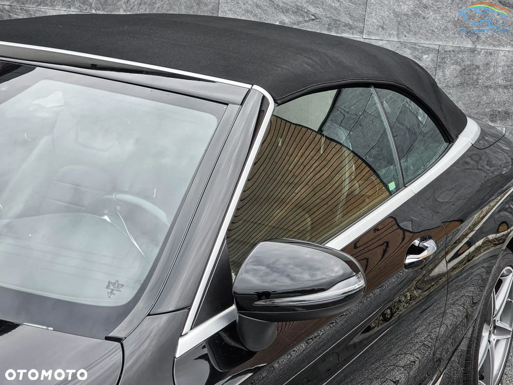 Mercedes-Benz Klasa C 300 4Matic 9G-TRONIC AMG Line - 6