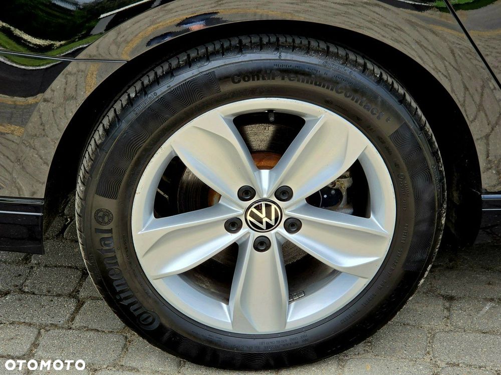 Volkswagen Passat - 24