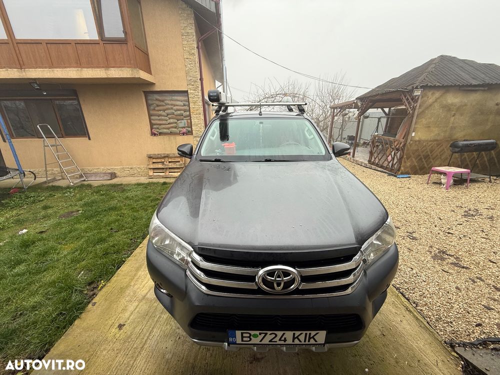 Toyota Hilux - 4
