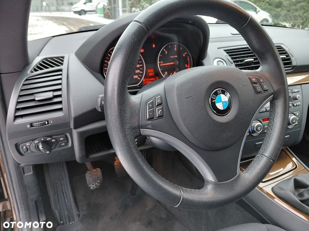 BMW Seria 1 116d DPF Edition Lifestyle - 12