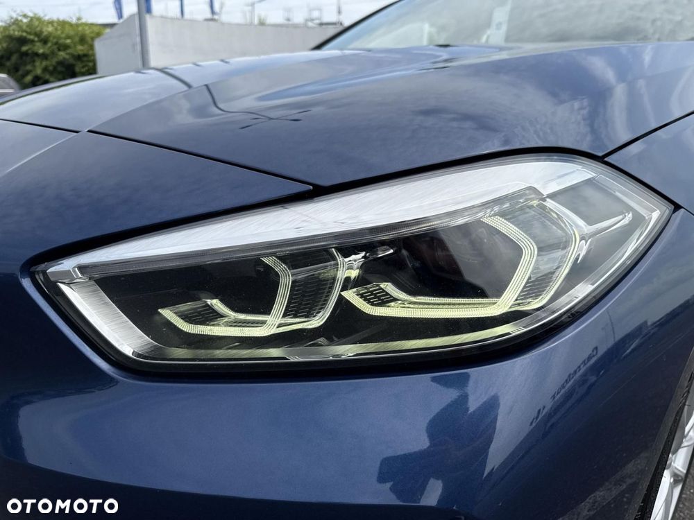 BMW Seria 1 - 25