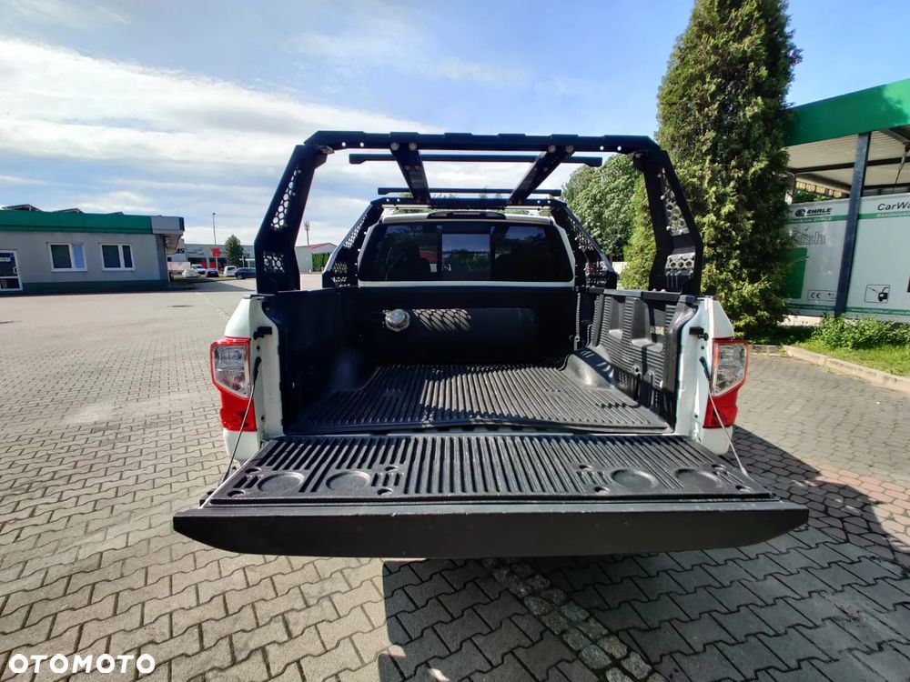 Nissan Titan - 18
