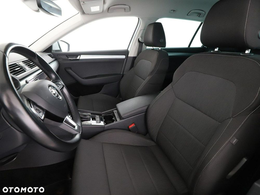 Skoda Superb 1.8 TSI Ambition DSG - 13