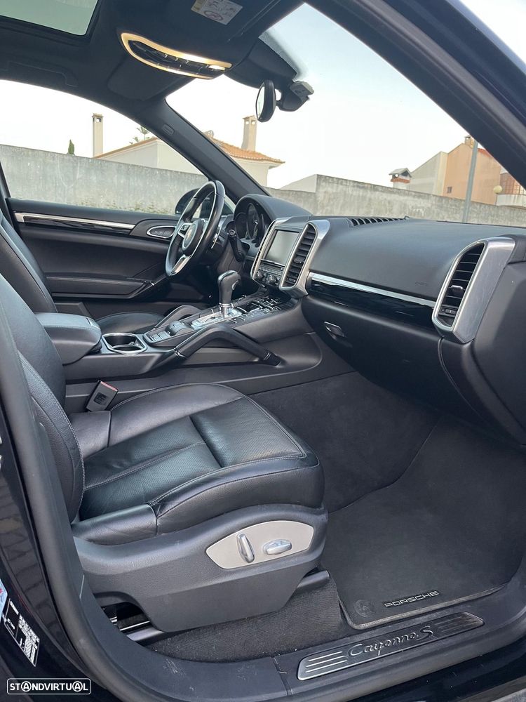 Porsche Cayenne S E-Hybrid - 22