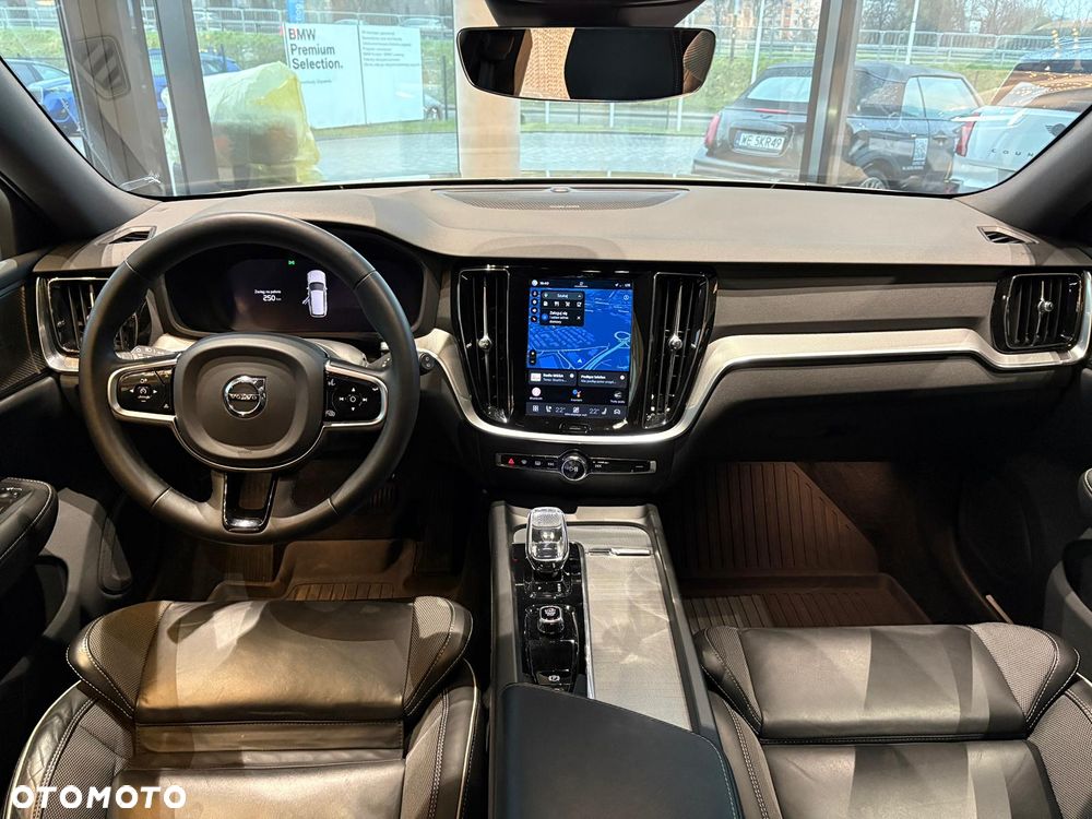 Volvo V60 B5 B AWD Plus Bright - 12