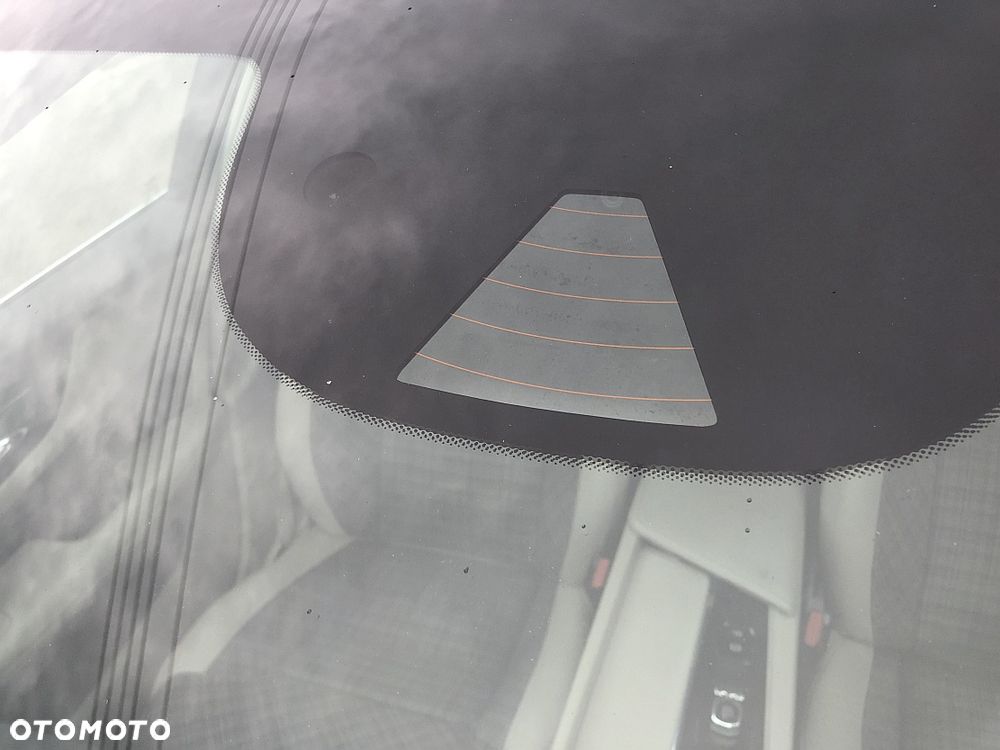 Volvo V60 B4 D Momentum Pro - 27