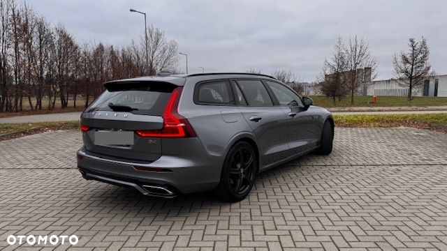 Volvo V60 B4 B Geartronic RDesign - 12