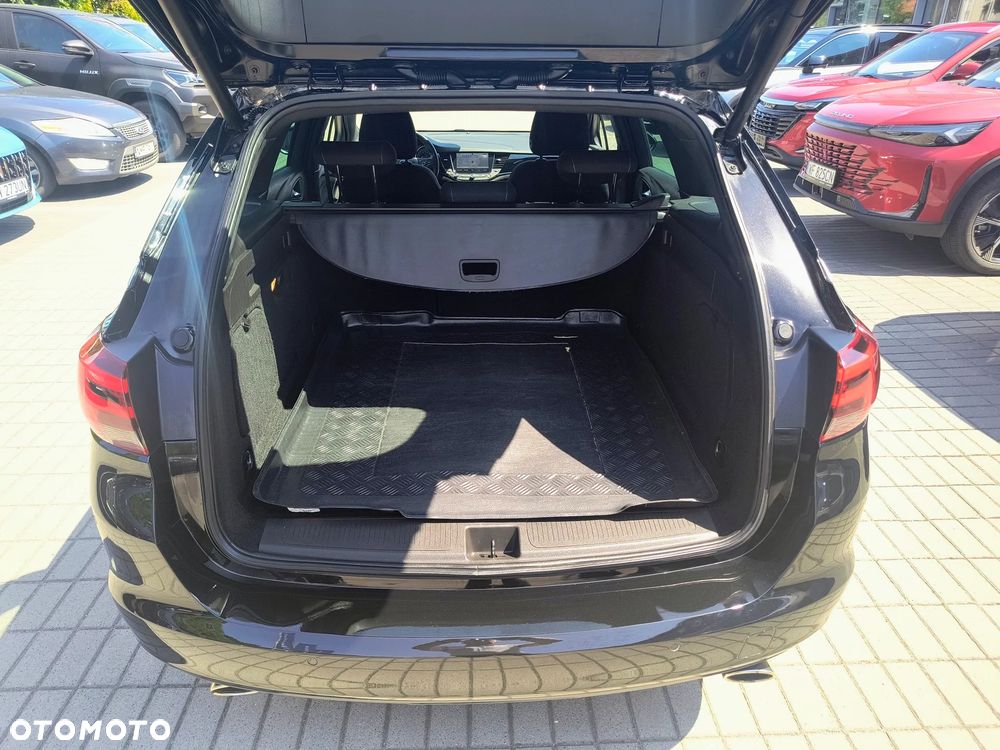 Opel Astra 1.6 T GPF Dynamic S&S - 26