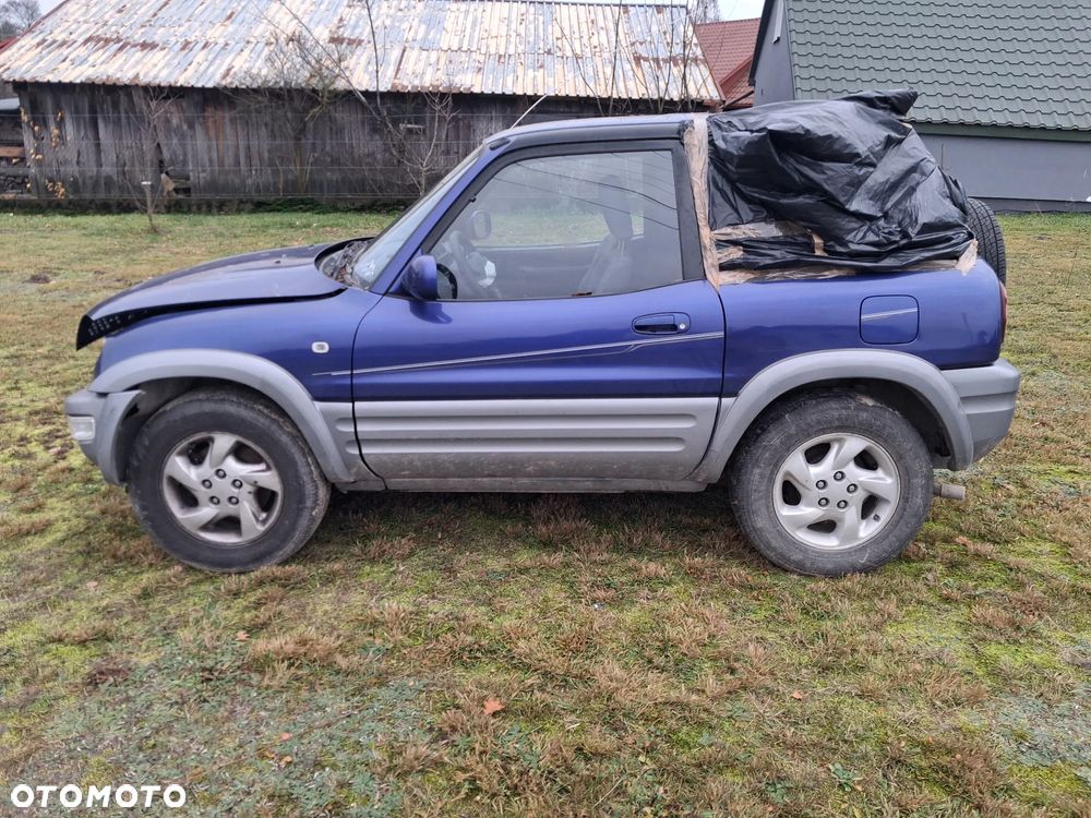 Toyota RAV4 2.0 - 3