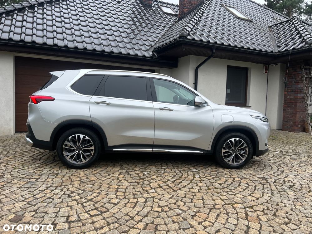 Maxus Euniq 6 - 6