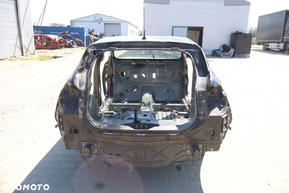 BŁOTNIK ĆWIARTKA LEWY TYŁ  NISSAN MICRA V K14 - 4