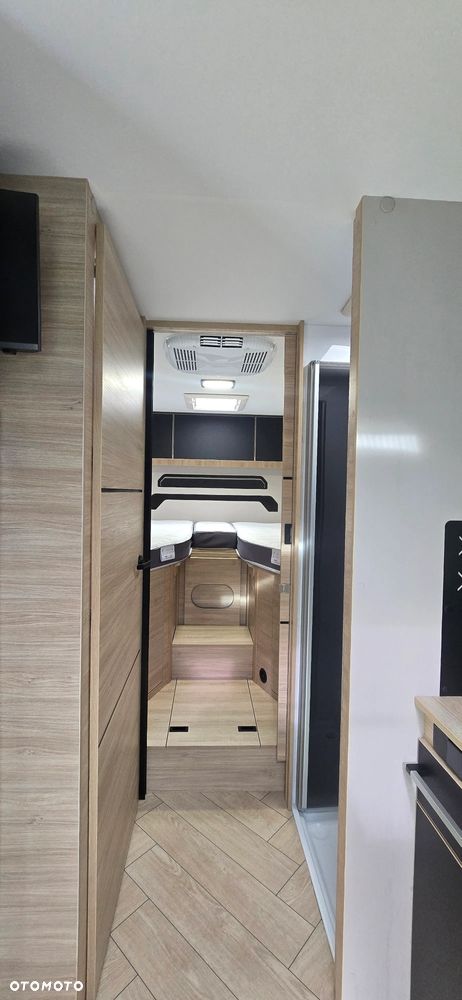 Ford CHAUSSON ETAPE LINE 777 - 27
