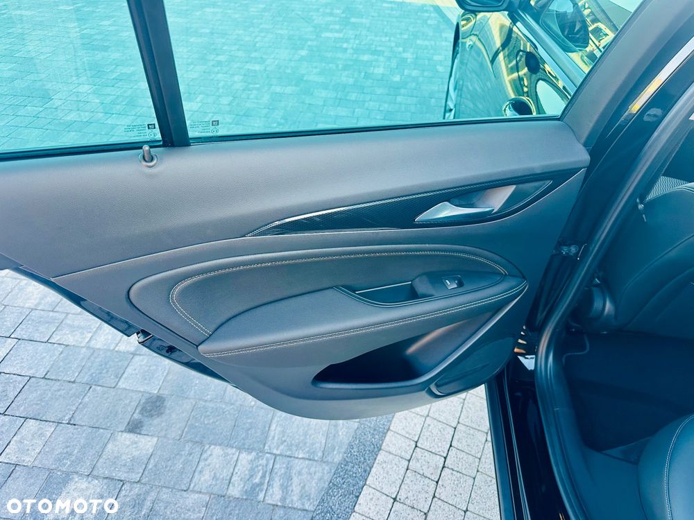 Opel Insignia 2.0 CDTI Cosmo - 29