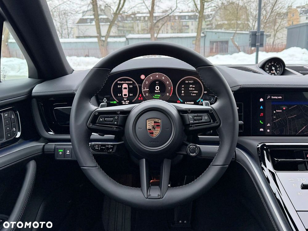 Porsche Panamera - 25
