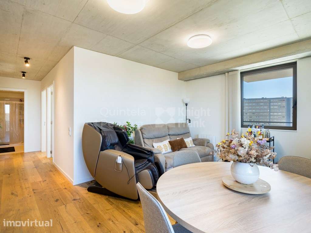 Apartamento T1+1 com varanda para arrendamento em Leça da Palmeira - Grande imagem: 5/25