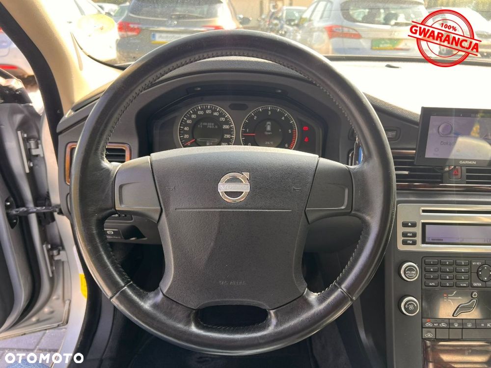 Volvo V70 2.4D Momentum - 21