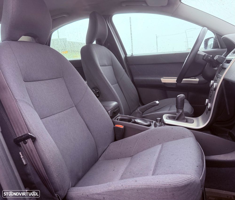 Volvo S40 1.6 D Nível 3 - 13